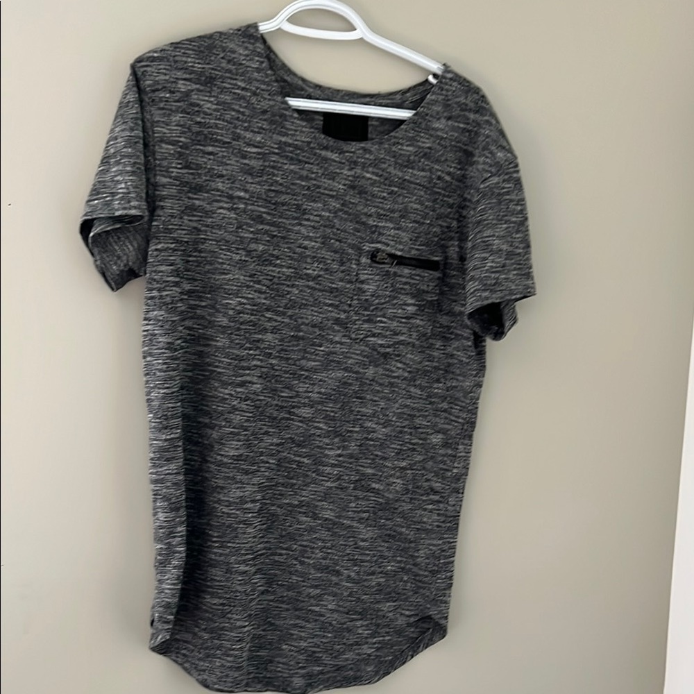 Urban Black Heather Gray Curved Hem Zip Pocket Tee Mens Medium